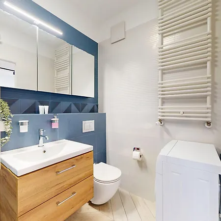 Velvet Sky Ac Balcony Parking * Varsovie