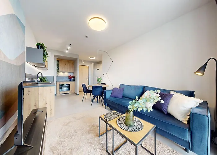 Velvet Sky Ac Balcony Parking Apartman *