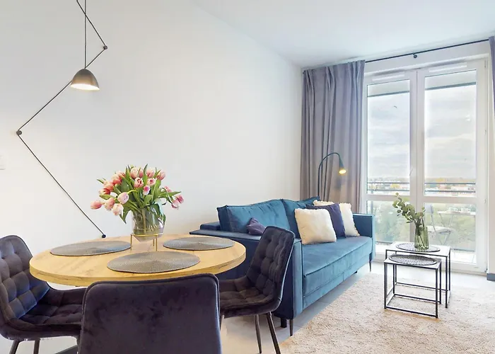 Velvet Sky Ac Balcony Parking *