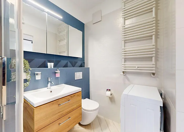 Velvet Sky Ac Balcony Parking * Varşova